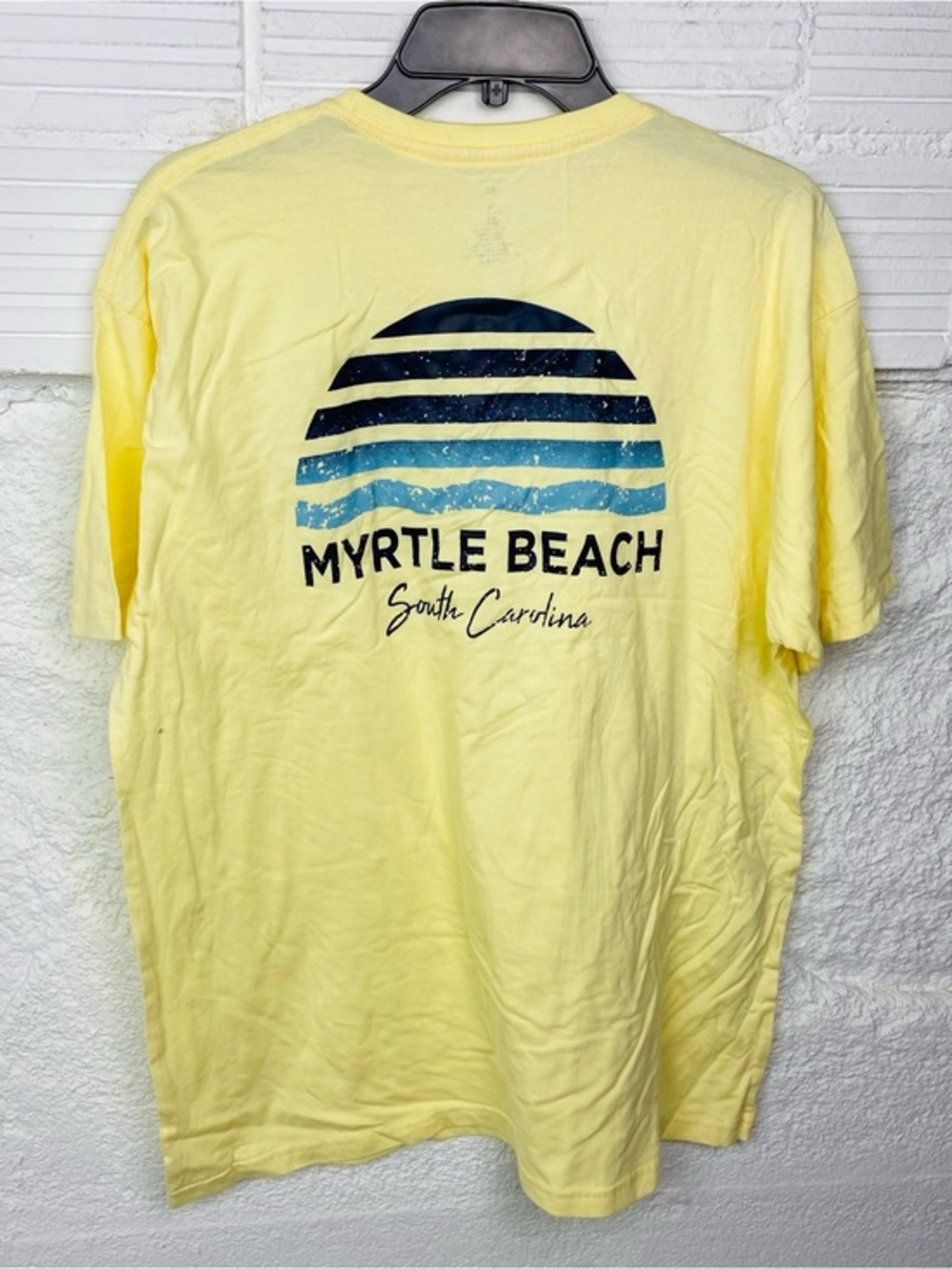 NWT coastal swell Myrtle Beach South Carolina Yellow Graphic Tee size XL